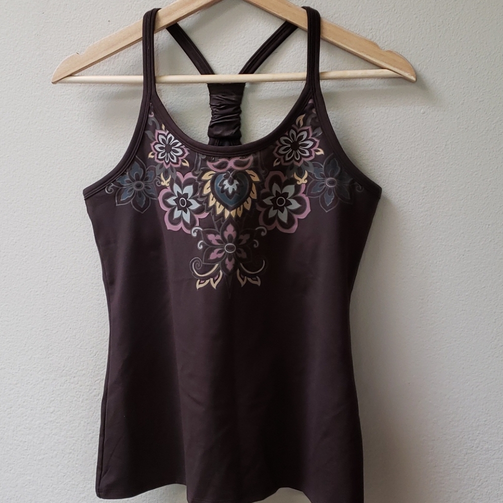Athleta fitted tank
